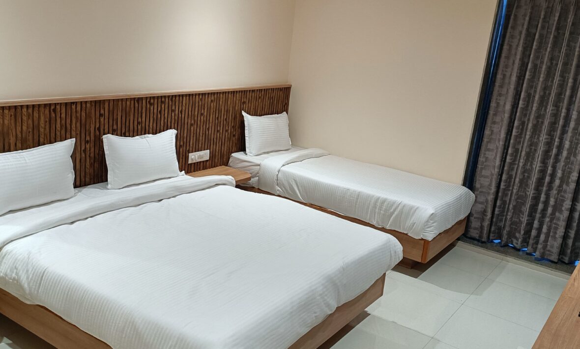 Delux Medical Room